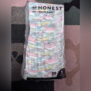 The Honest Company Size 1 Diapers